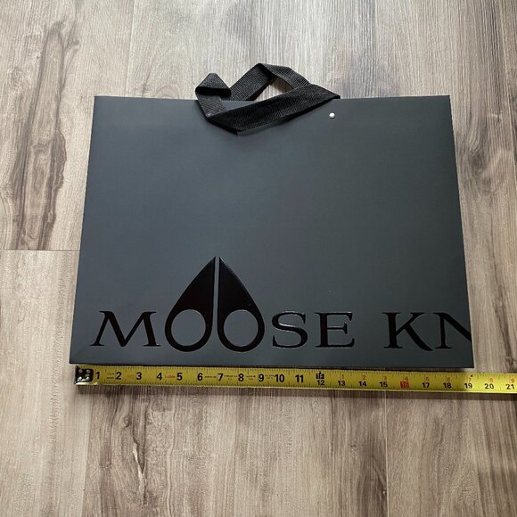 Large Moose Knuckles Shopping Bag - Picture 3 of 4